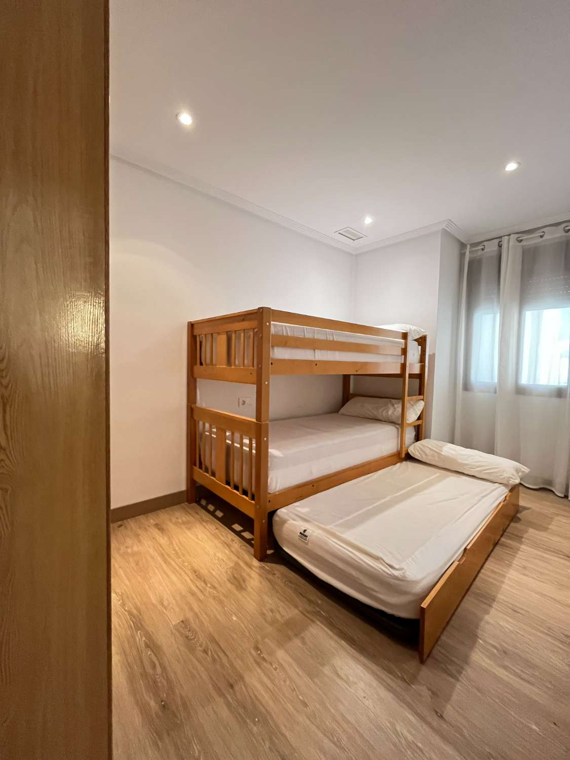 Apartamento de 2 habitaciones en la planta baja orientado al sur en San Pedro del Pinatar