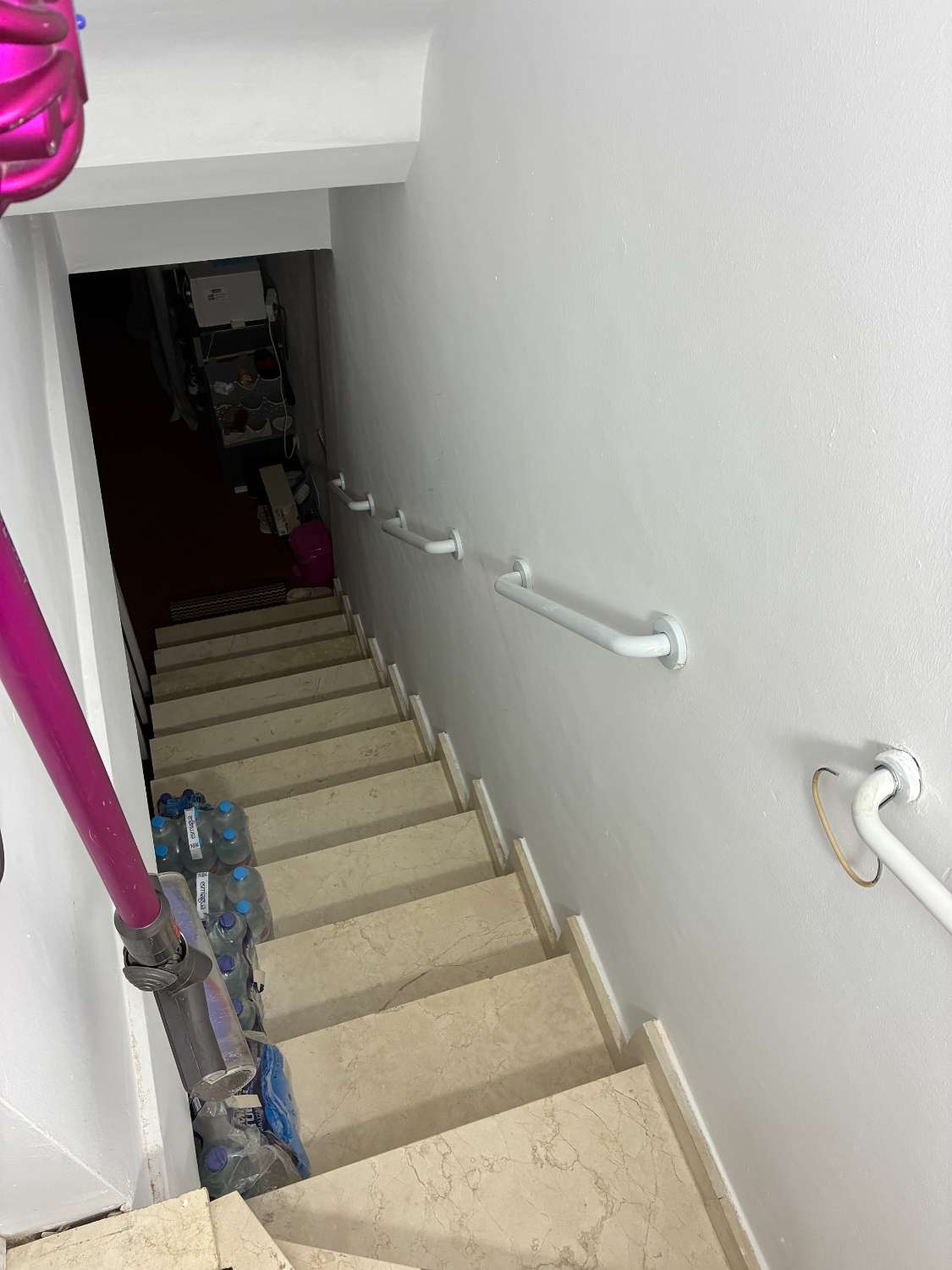 3 dormitorios, 3 baños, 1 garaje y 1 dúplex con piscina común en Orihuela Costa