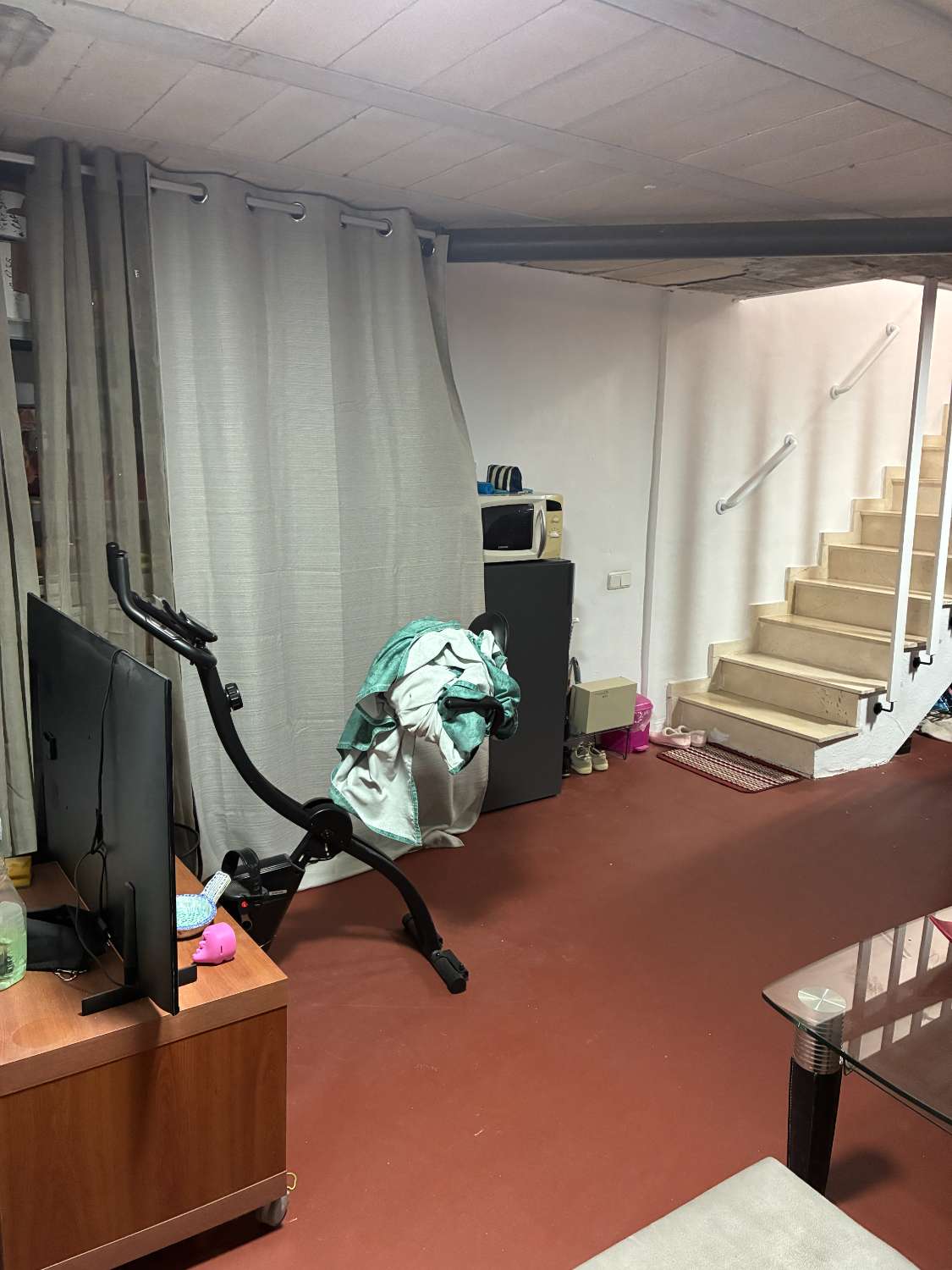 3 dormitorios, 3 baños, 1 garaje y 1 dúplex con piscina común en Orihuela Costa