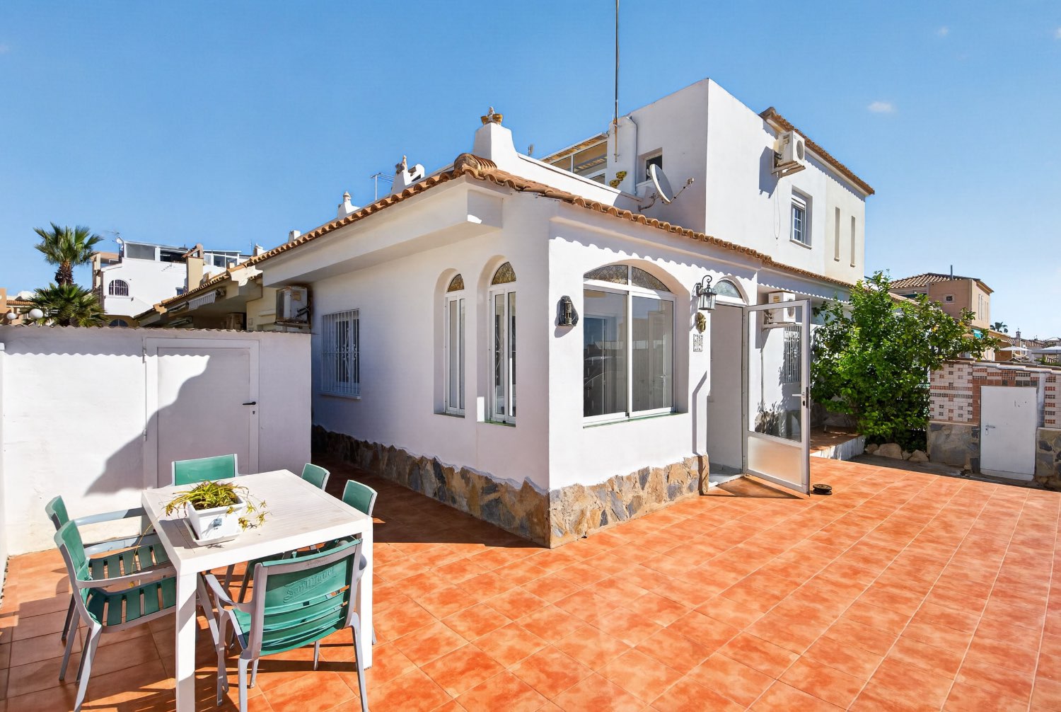 Duplex de 3 dormitorios y 2 baños en la Florida de Orihuela Costa