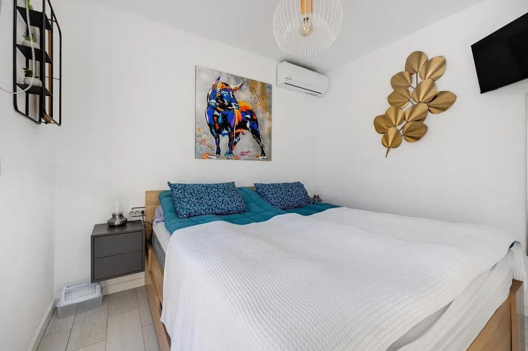 Casa adosada en venta en Altos - La Florida de 3 habitaciones con terraza y piscina