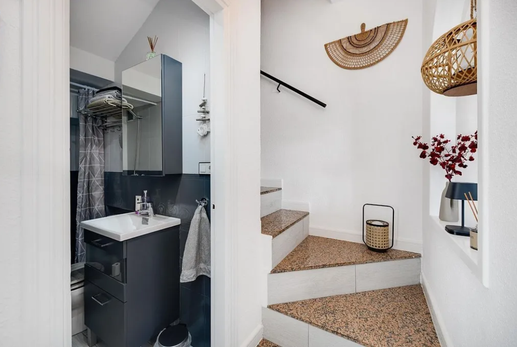 Casa adosada en venta en Altos - La Florida de 3 habitaciones con terraza y piscina