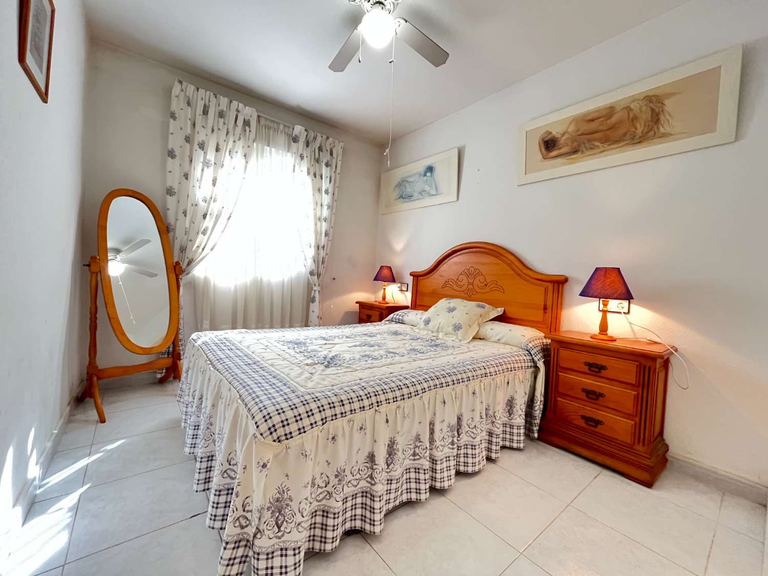 Apartamento de 2 dormitorios con piscina,