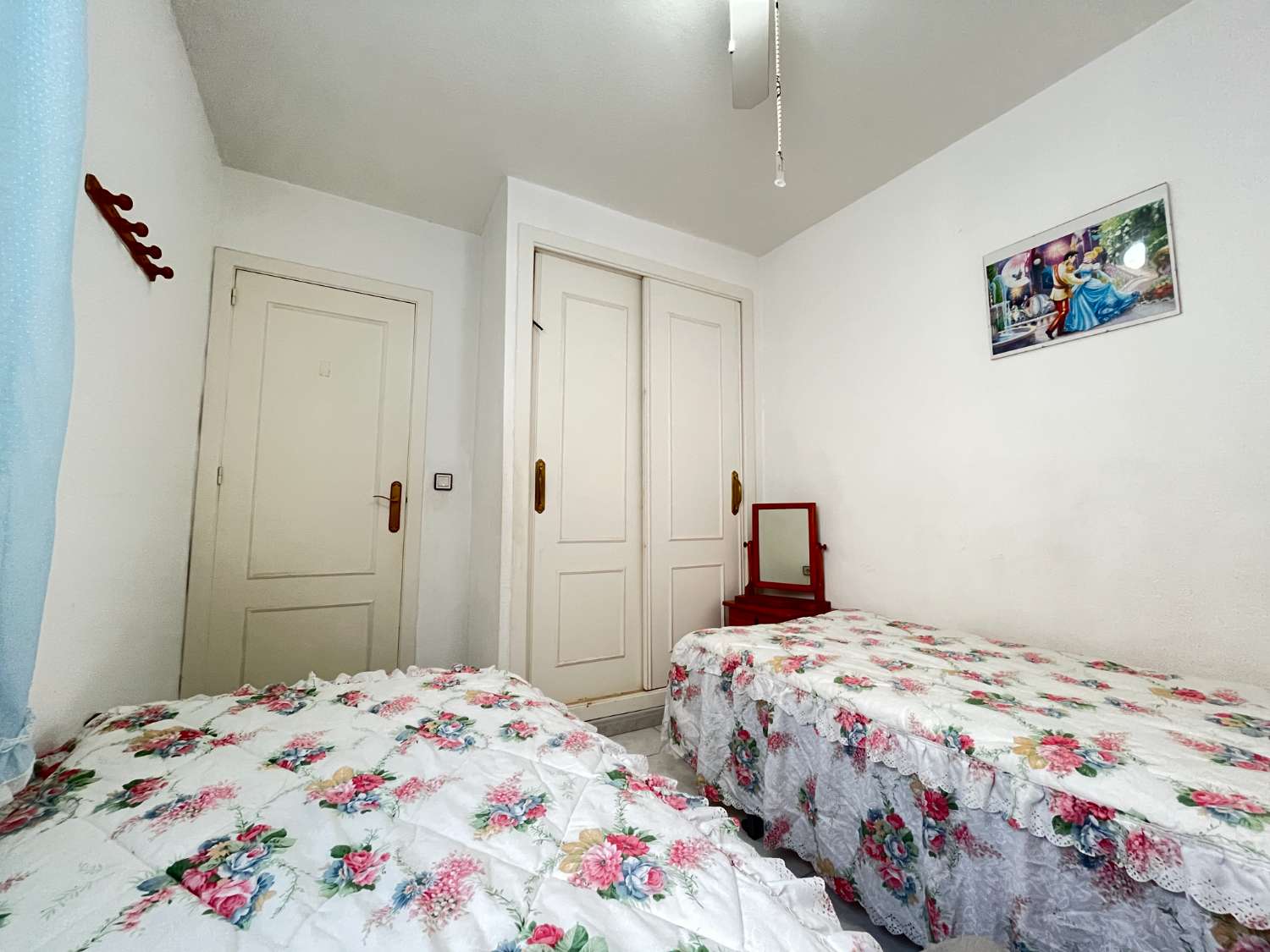 Apartamento de 2 dormitorios con piscina,