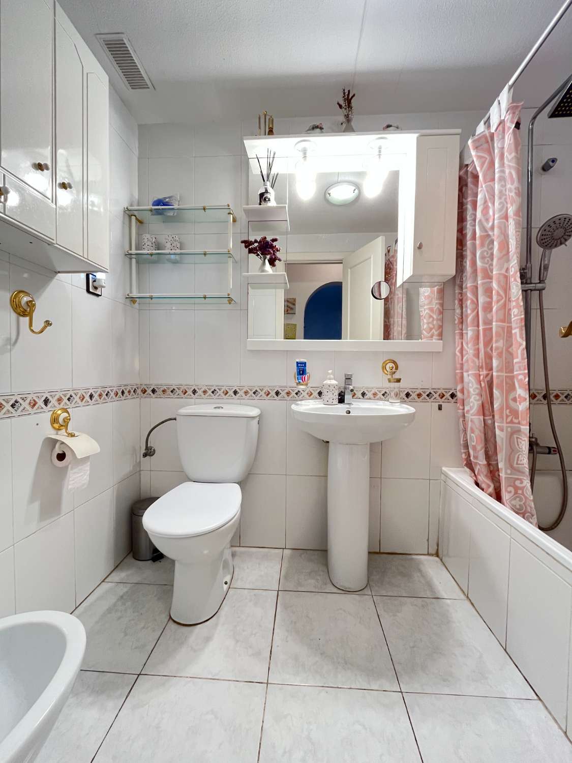 Apartamento de 2 dormitorios con piscina,