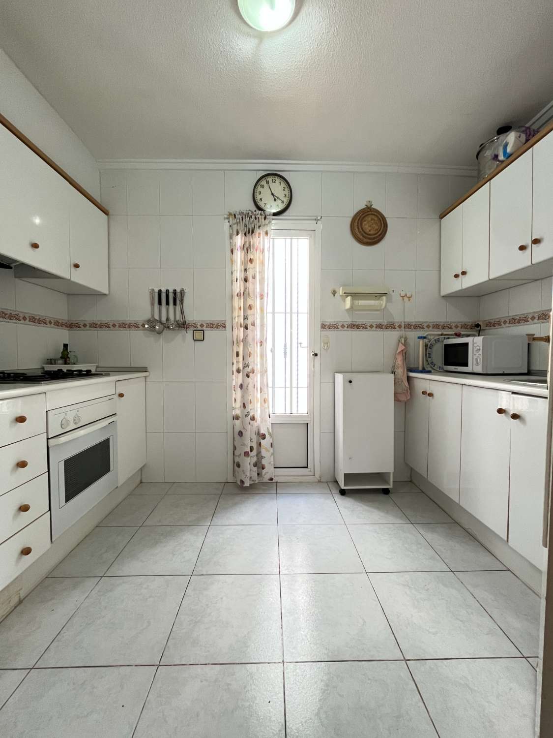 Apartamento de 2 dormitorios con piscina,