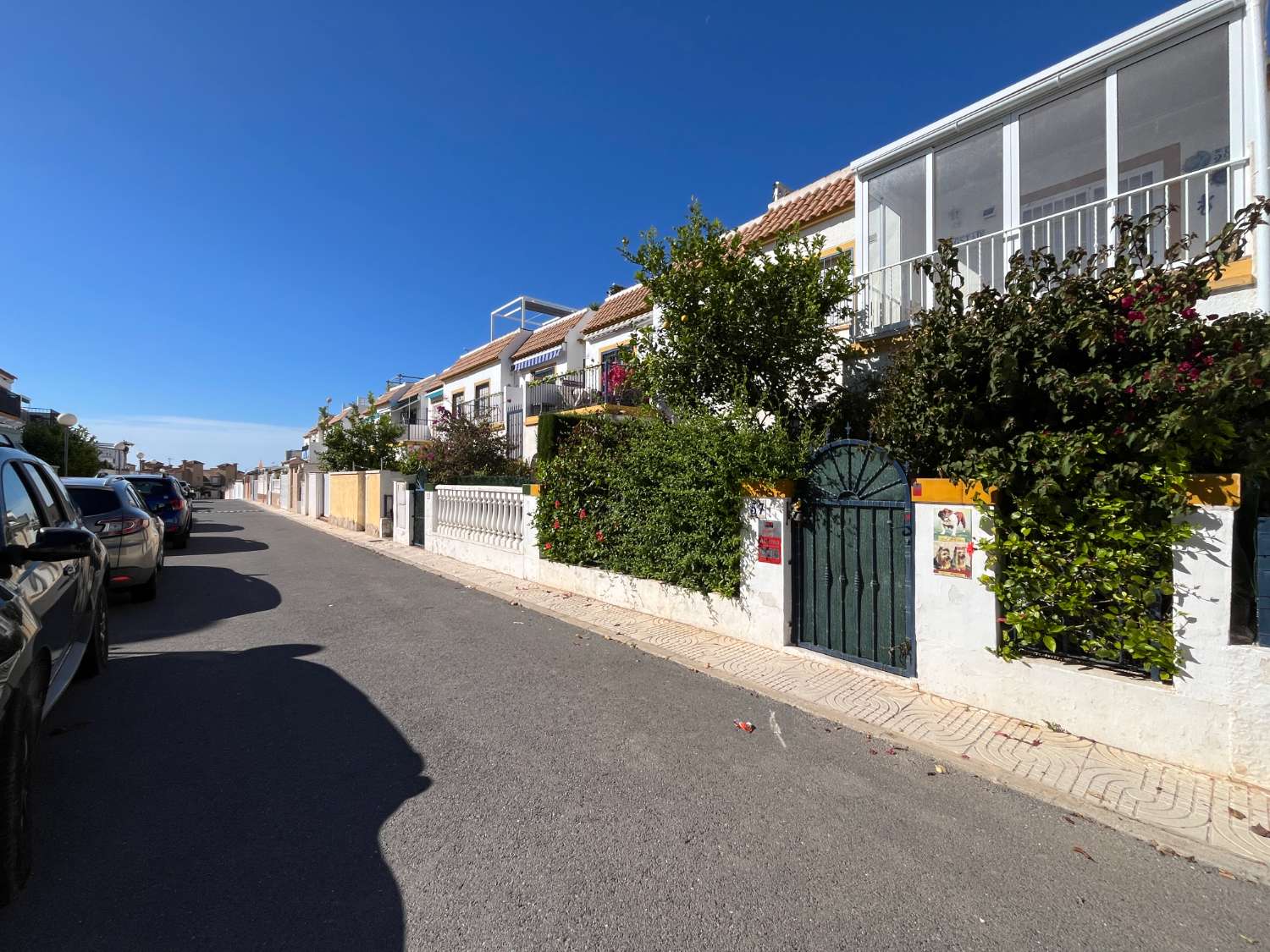 Apartamento de 2 dormitorios con piscina,