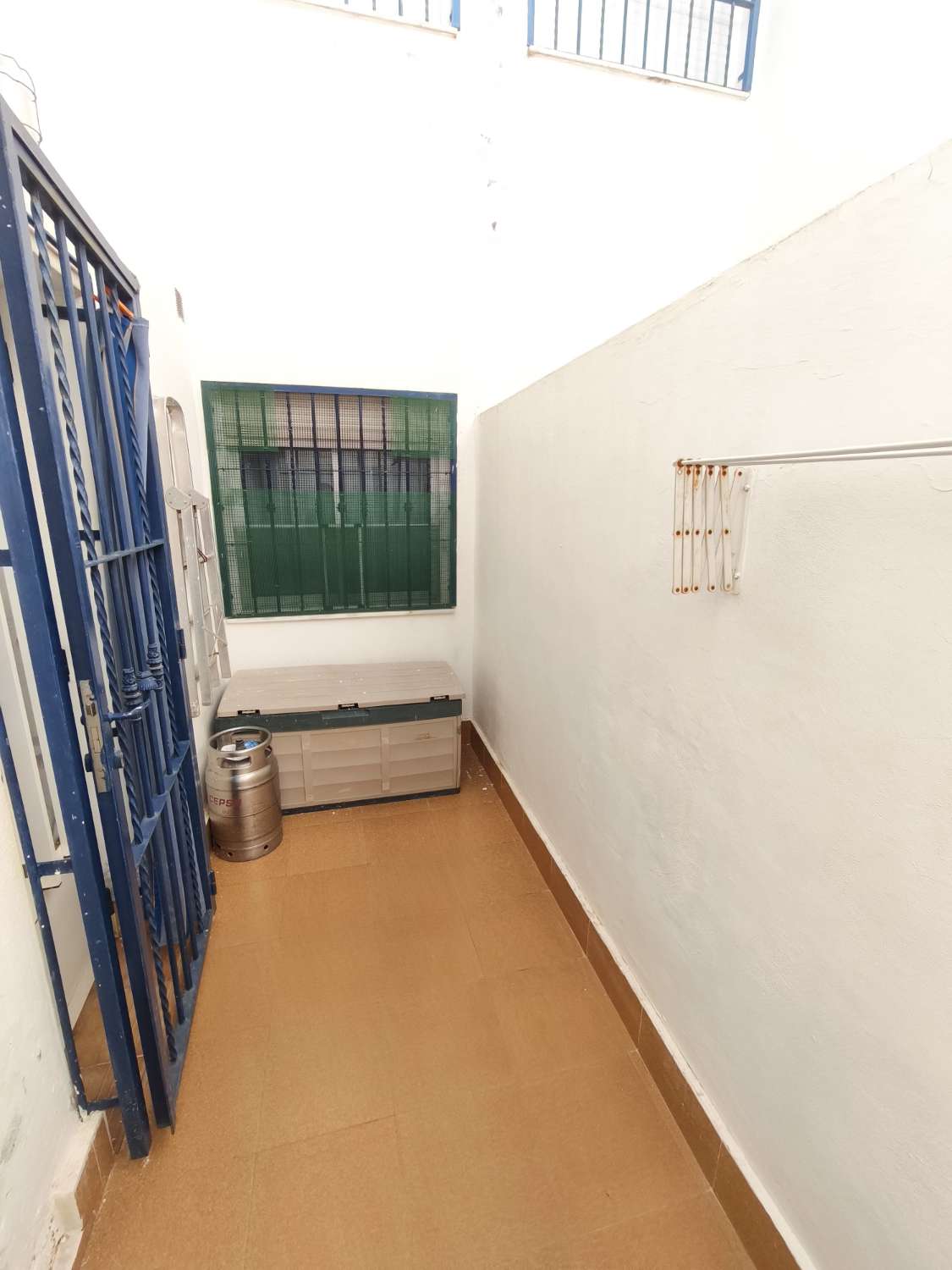 Apartamento de 2 dormitorios con piscina,