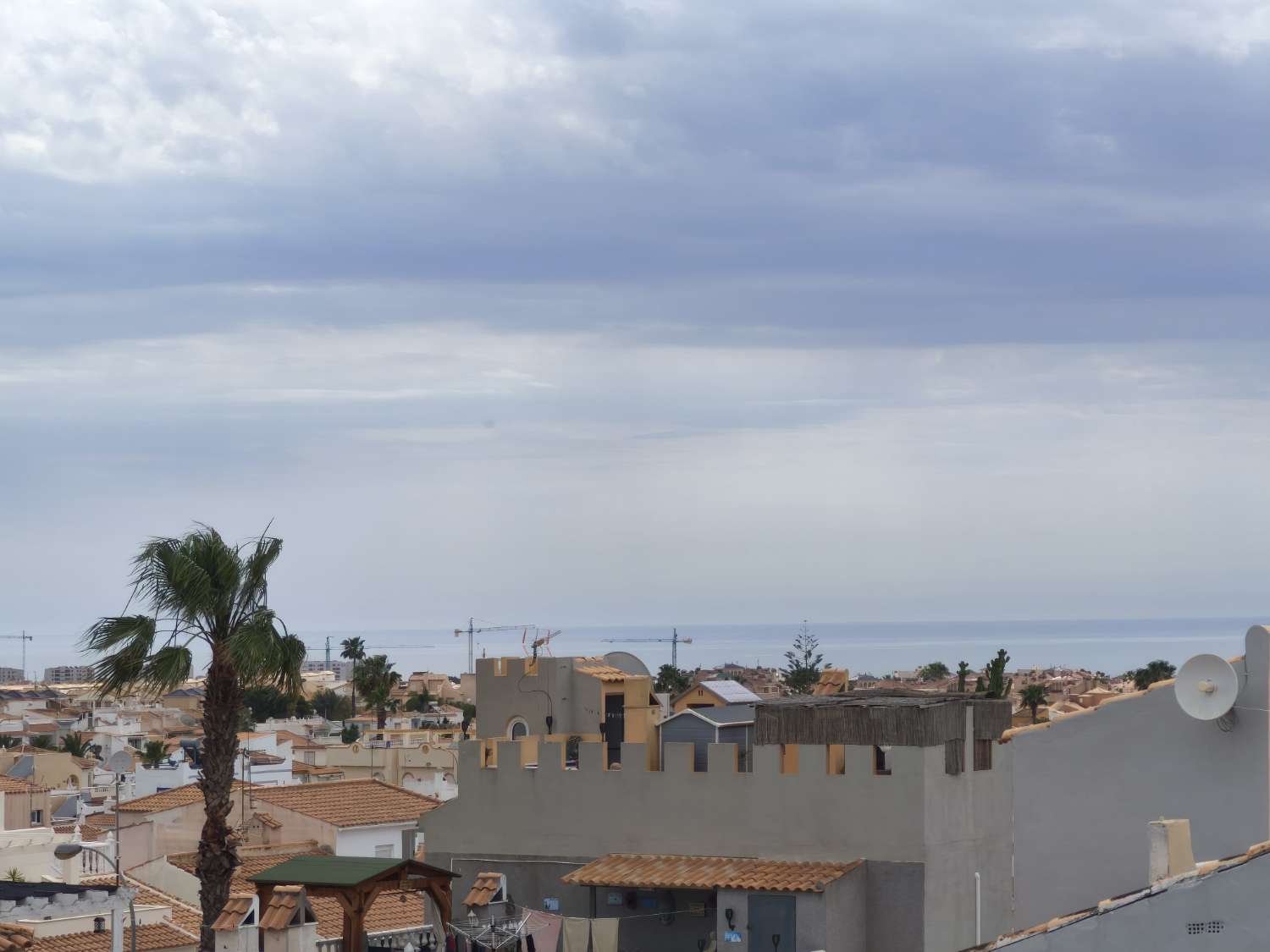 Precioso apartamento en la última planta con vistas al mar