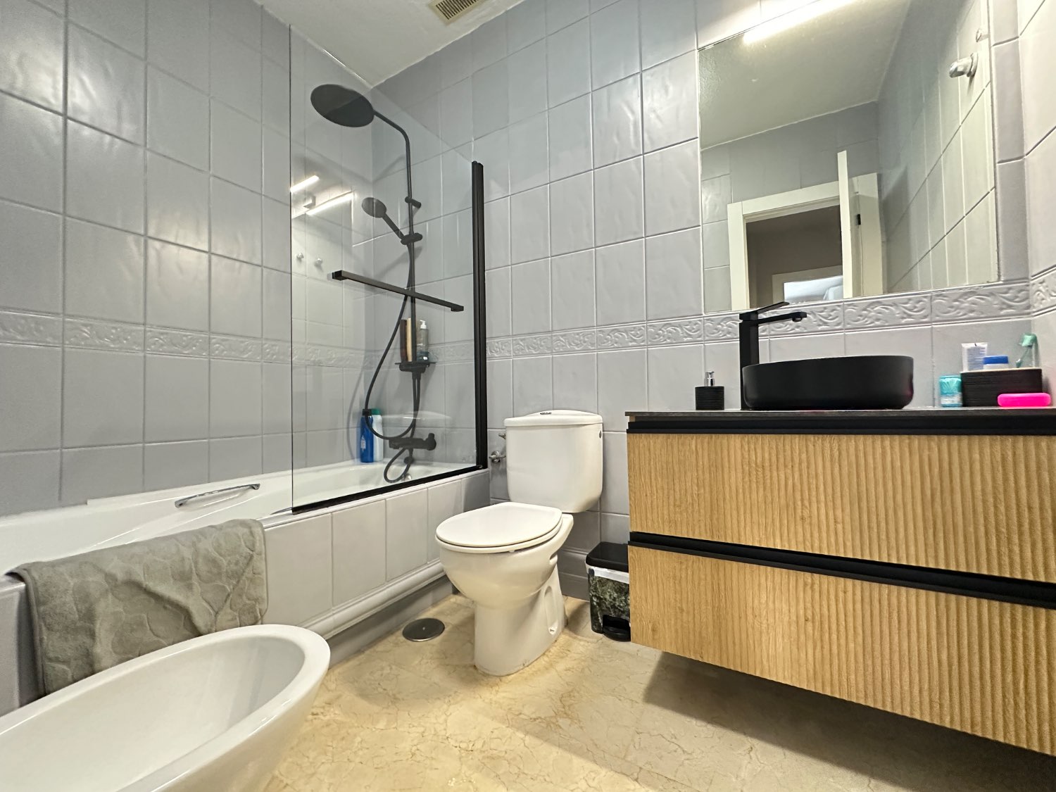 Villa independiente de 3 habitaciones con piscina en San Miguel