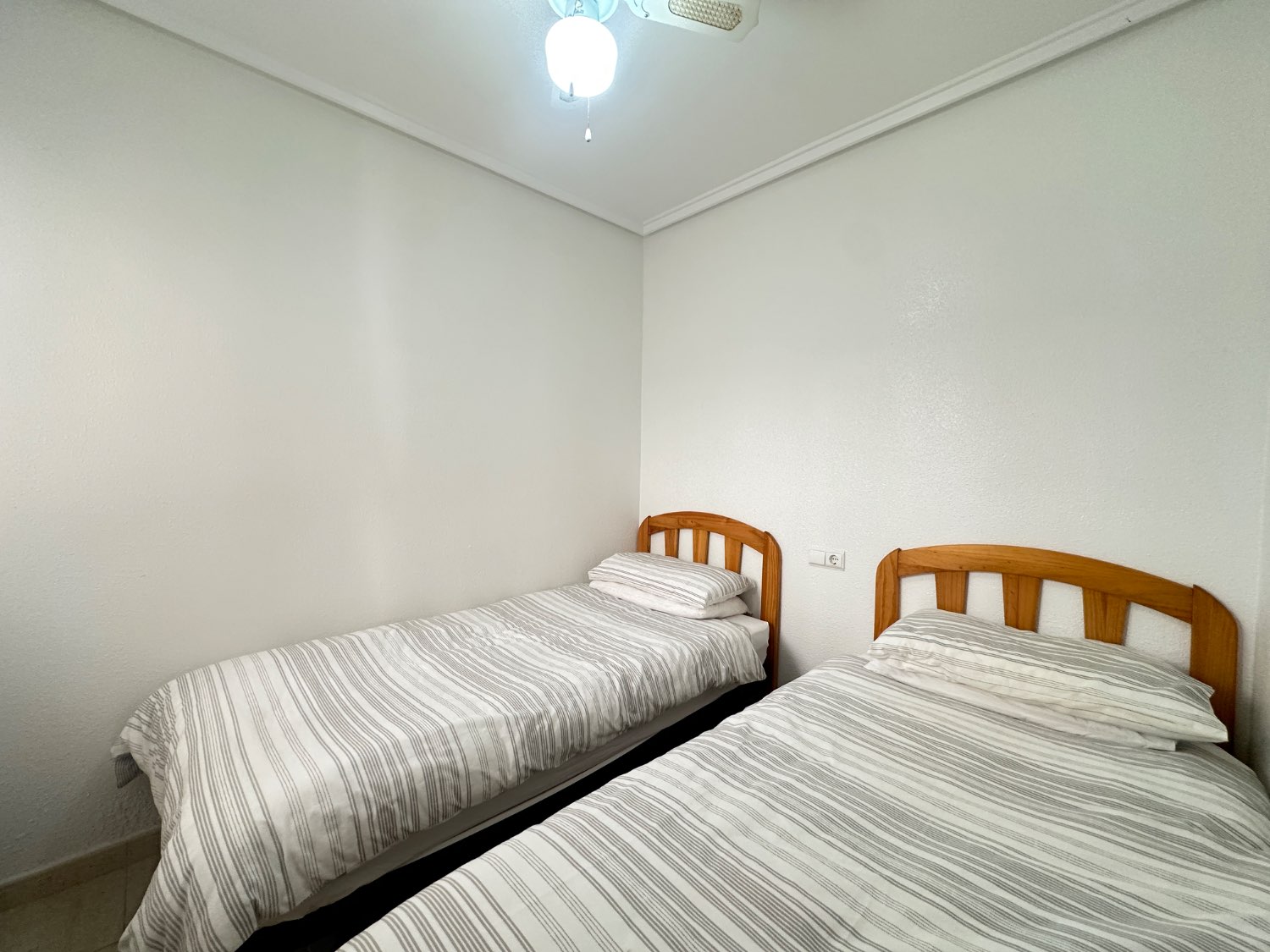 Apartamento en planta baja 2 dormitorios ,1 baño en la Florida