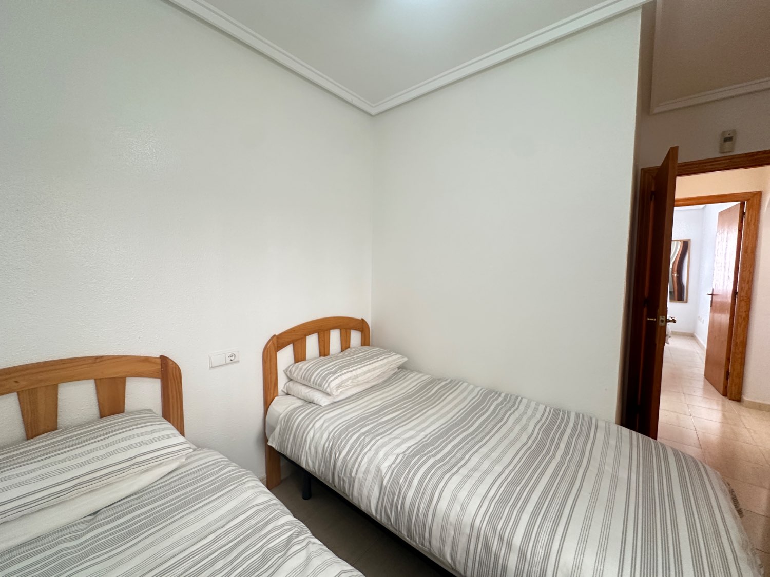Apartamento en planta baja 2 dormitorios ,1 baño en la Florida