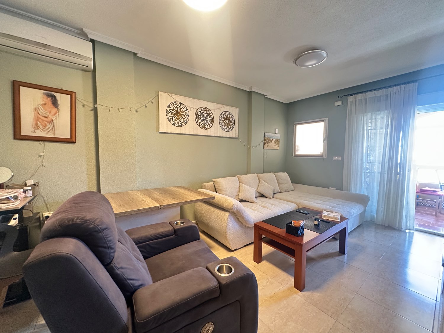 Apartamento en planta alta 2 dormitorios 2 baños en los altos, Orihuela Costa