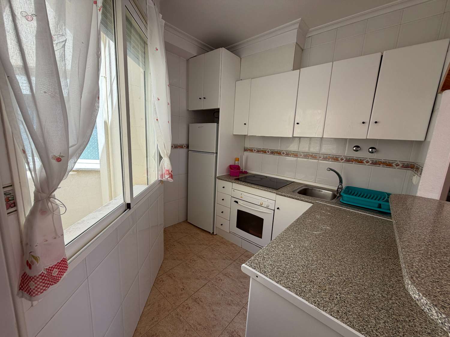 Apartamento de 2 dormitorios en la planta alta