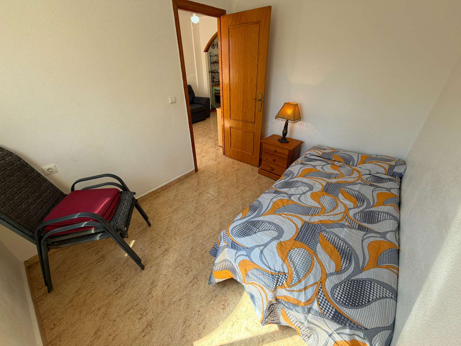 Apartamento de 2 dormitorios en la planta alta