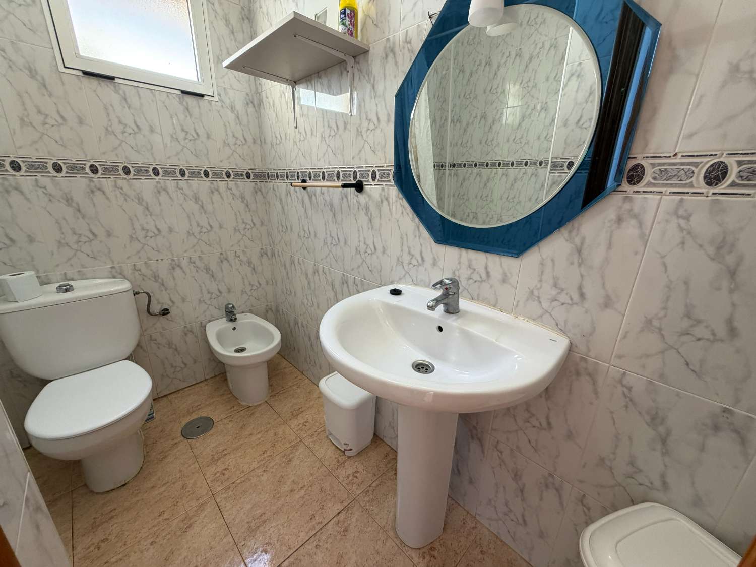 Apartamento de 2 dormitorios en la planta alta