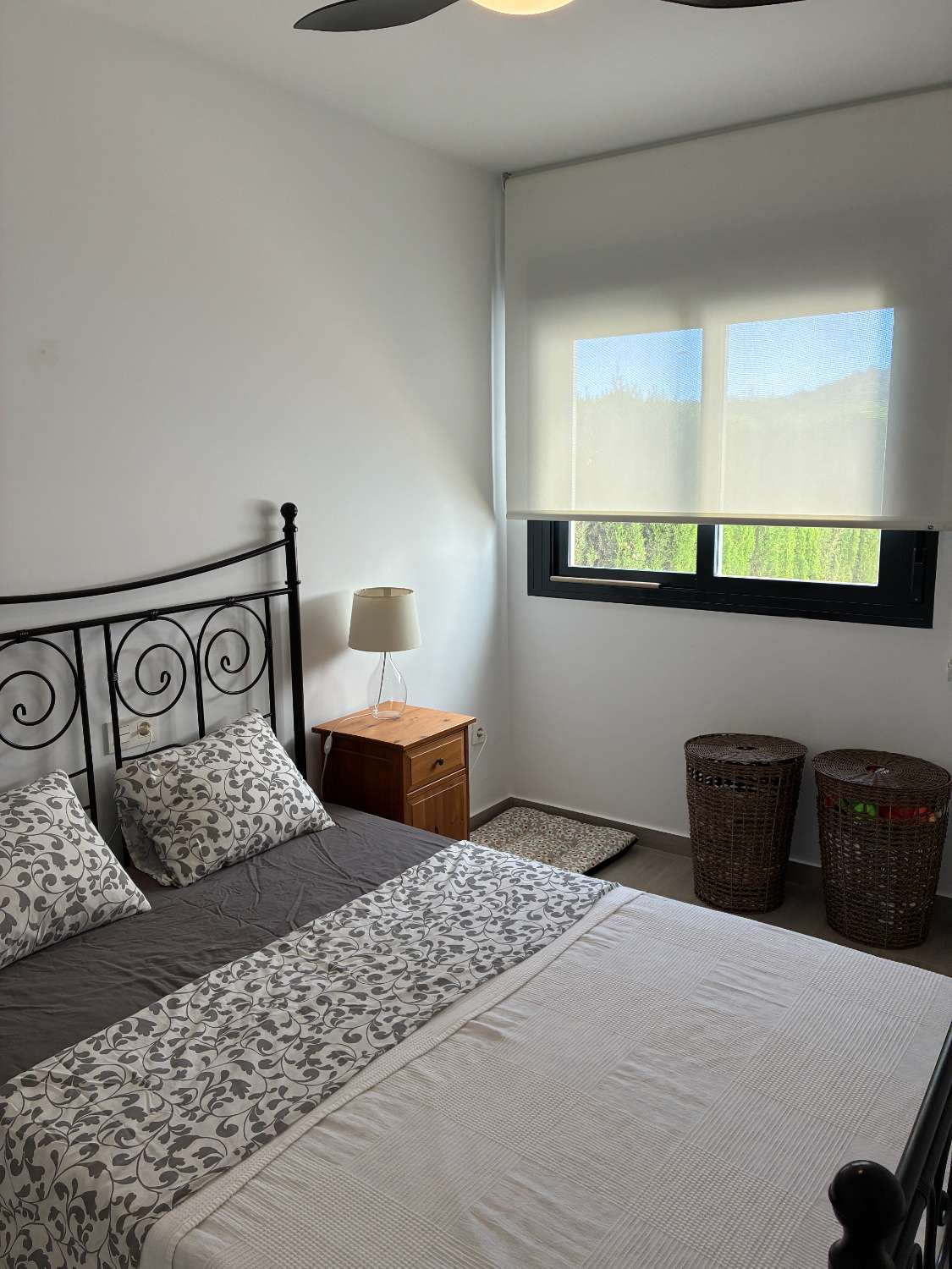 Nuevo apartamento de 3 habitaciones y 2 baños en San Miguel de Salinas