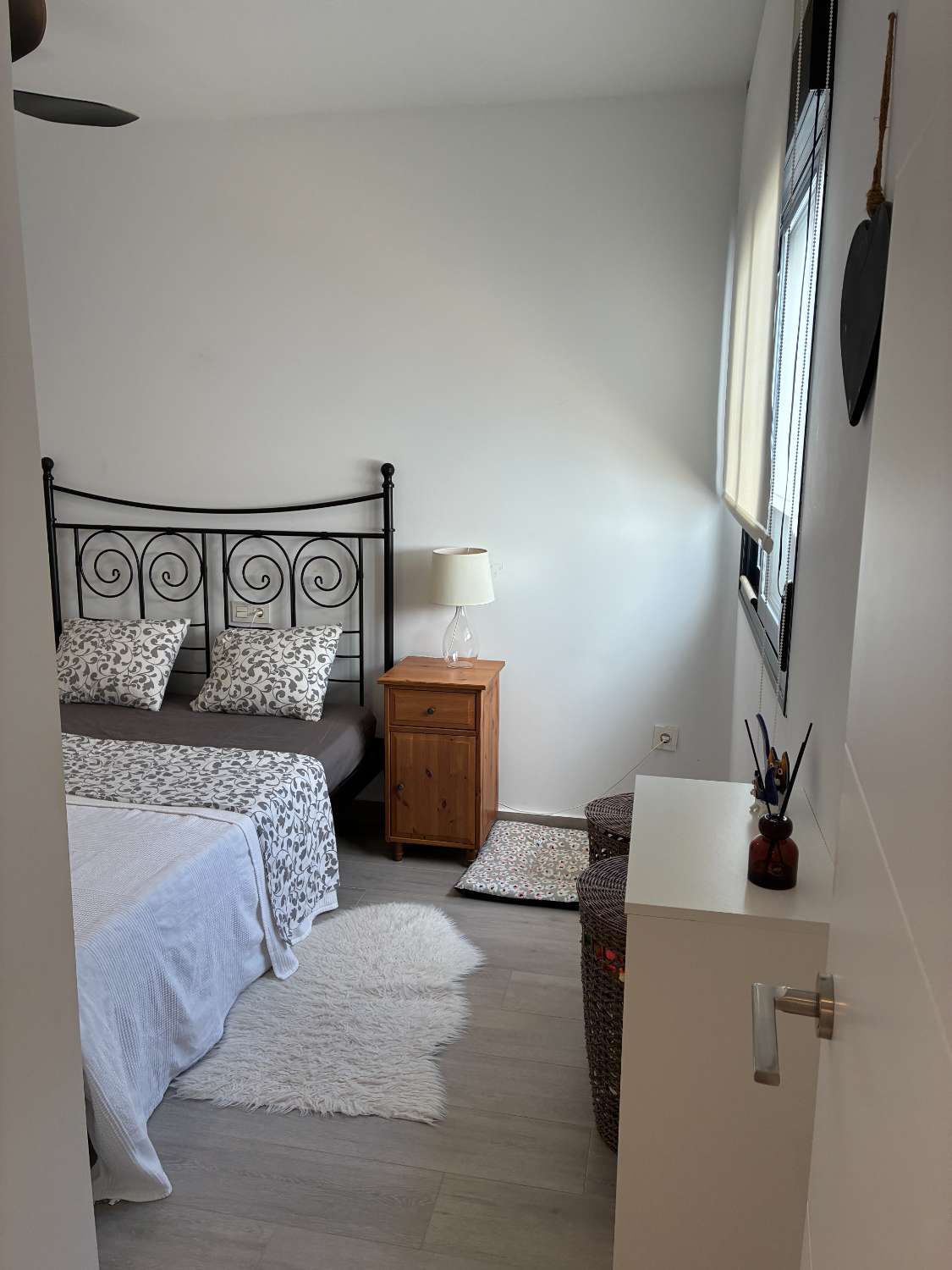 Nuevo apartamento de 3 habitaciones y 2 baños en San Miguel de Salinas