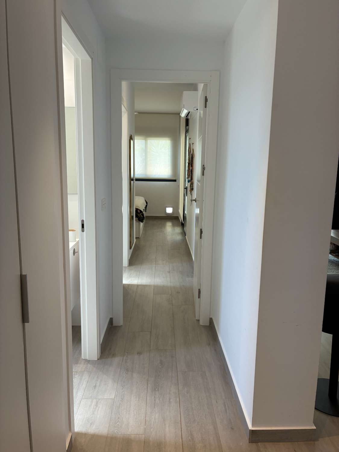 Nuevo apartamento de 3 habitaciones y 2 baños en San Miguel de Salinas