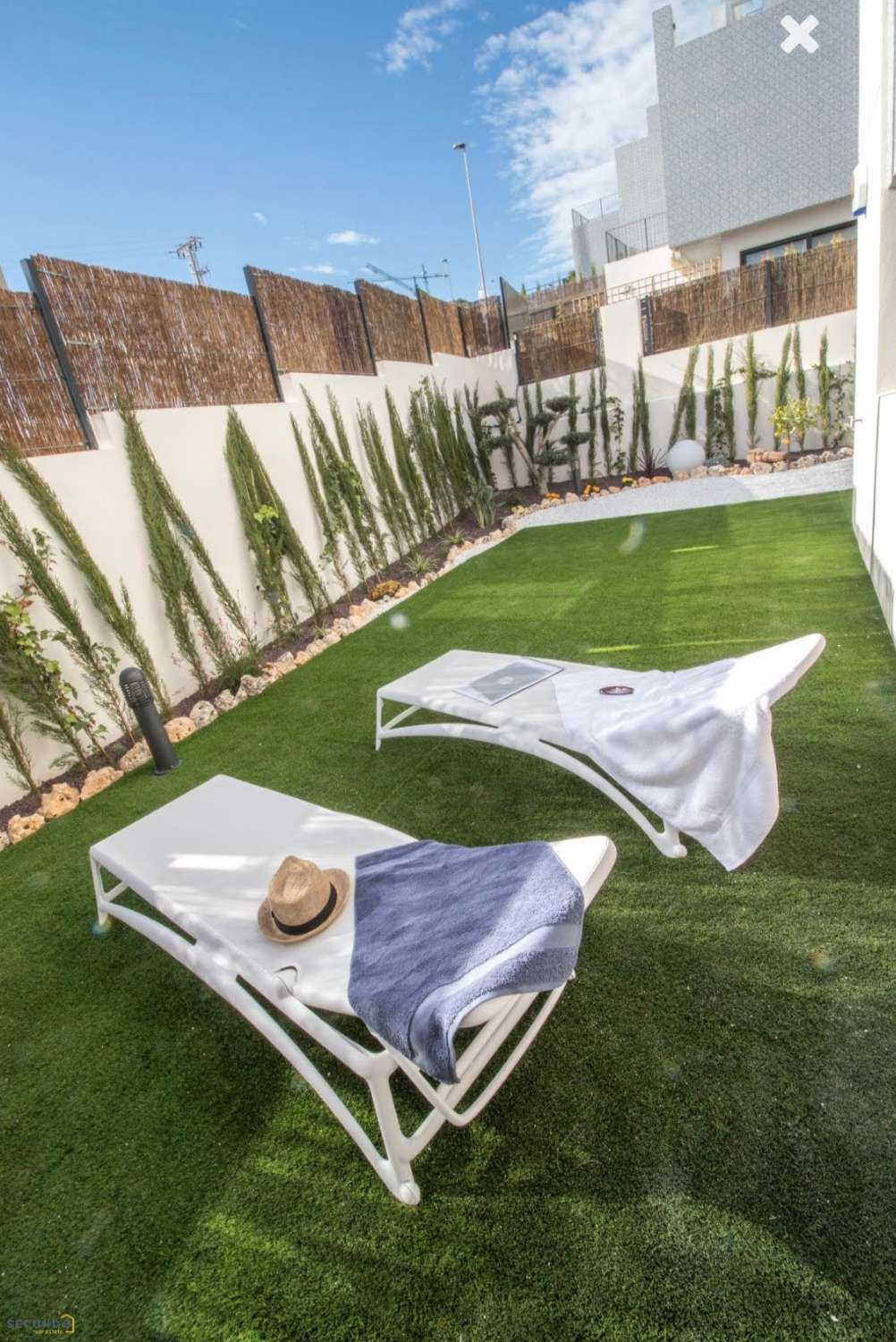 Nuevo apartamento de 3 habitaciones y 2 baños en San Miguel de Salinas