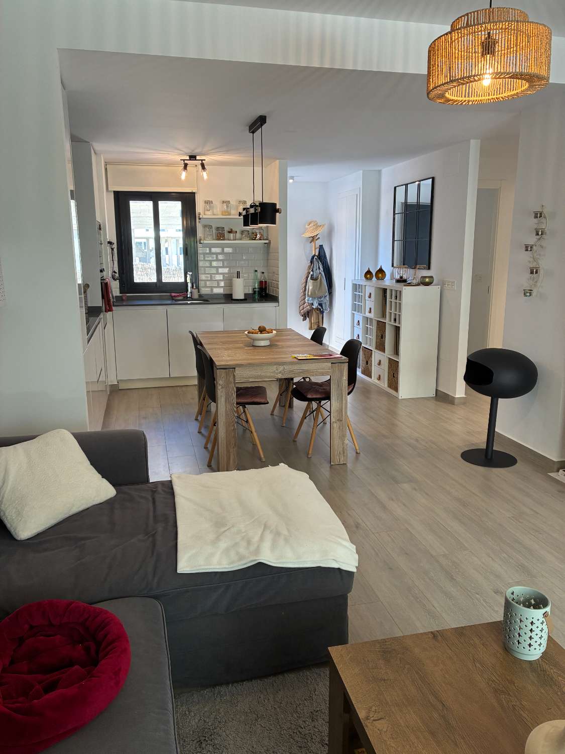 Nuevo apartamento de 3 habitaciones y 2 baños en San Miguel de Salinas