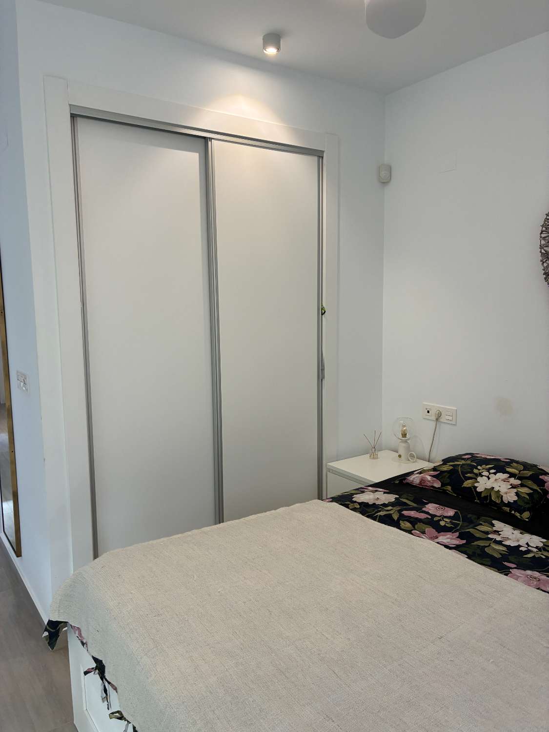 Nuevo apartamento de 3 habitaciones y 2 baños en San Miguel de Salinas