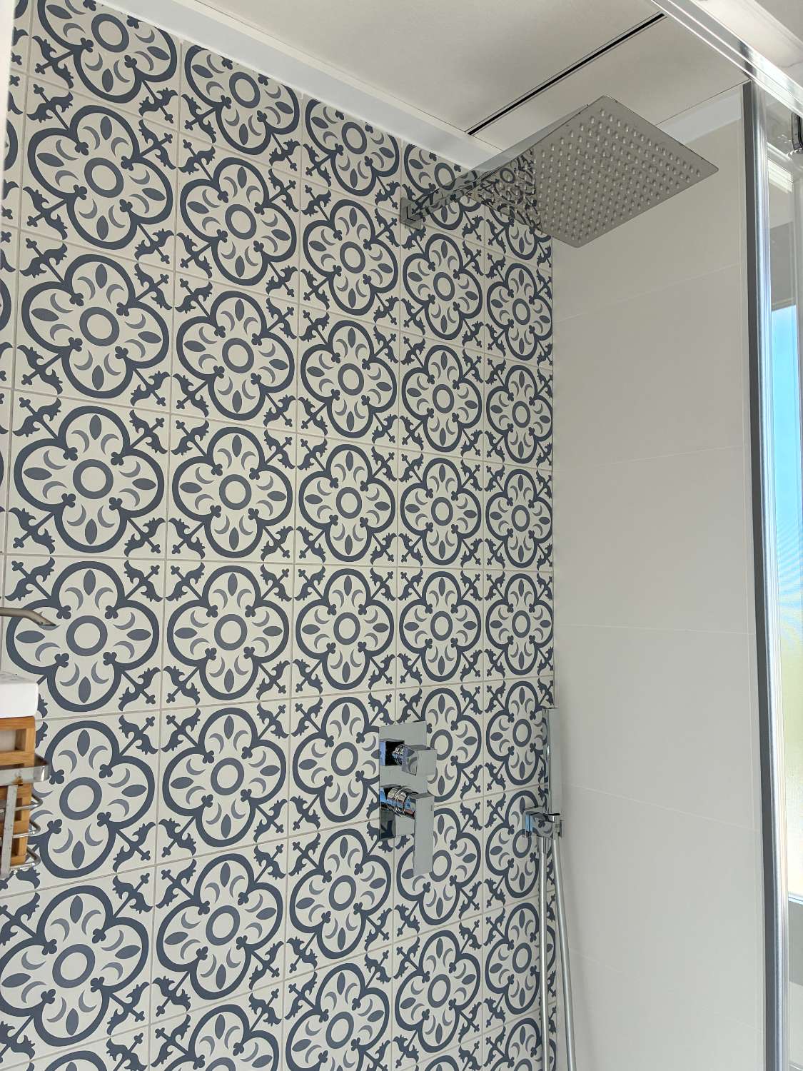 Nuevo apartamento de 3 habitaciones y 2 baños en San Miguel de Salinas