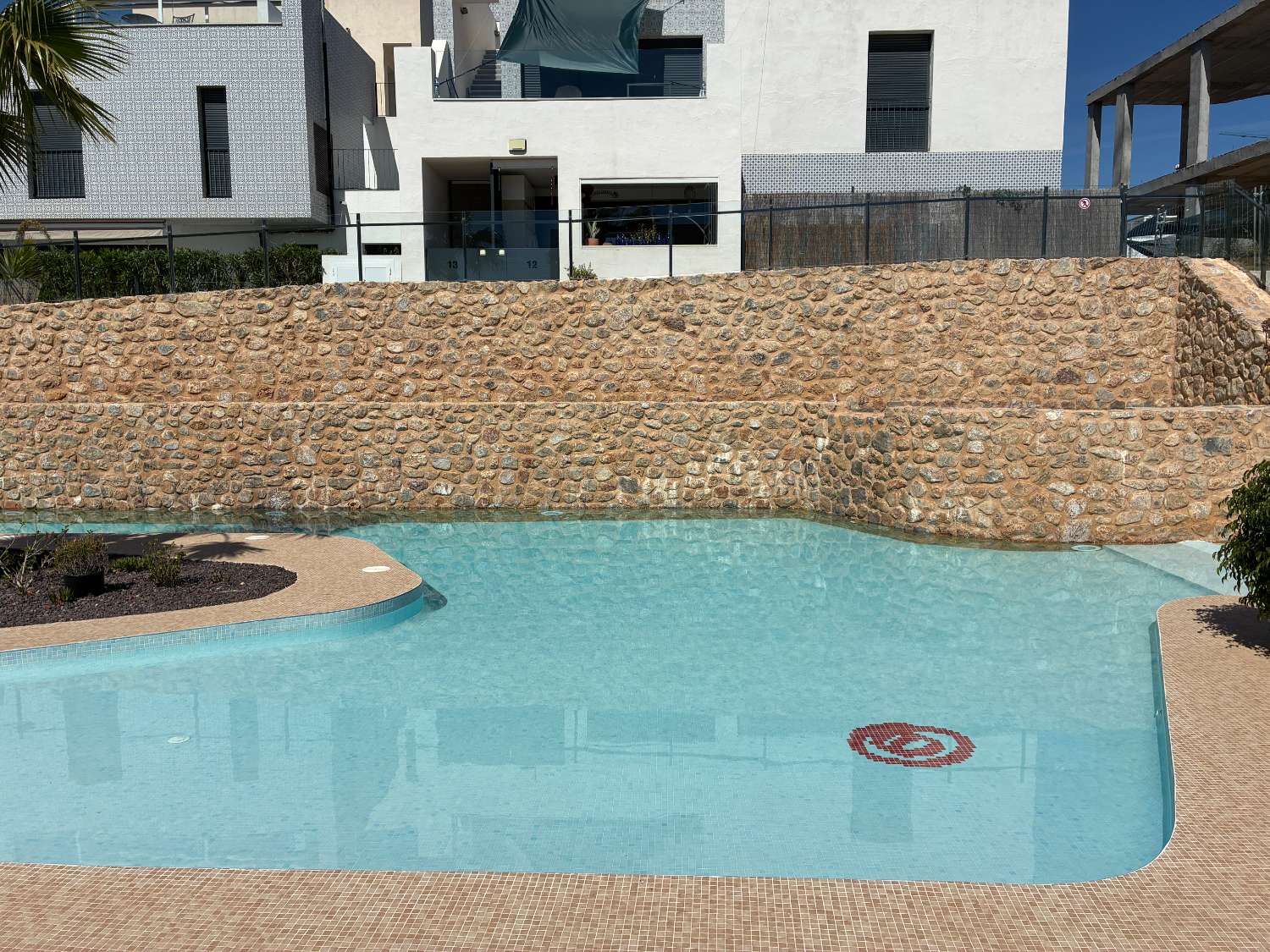 Nuevo apartamento de 3 habitaciones y 2 baños en San Miguel de Salinas