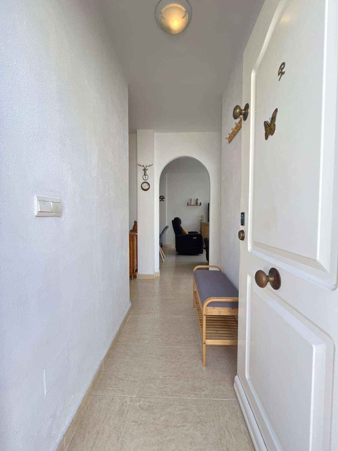 Apartamento de 2 habitaciones en la planta alta en Playa Flamenca