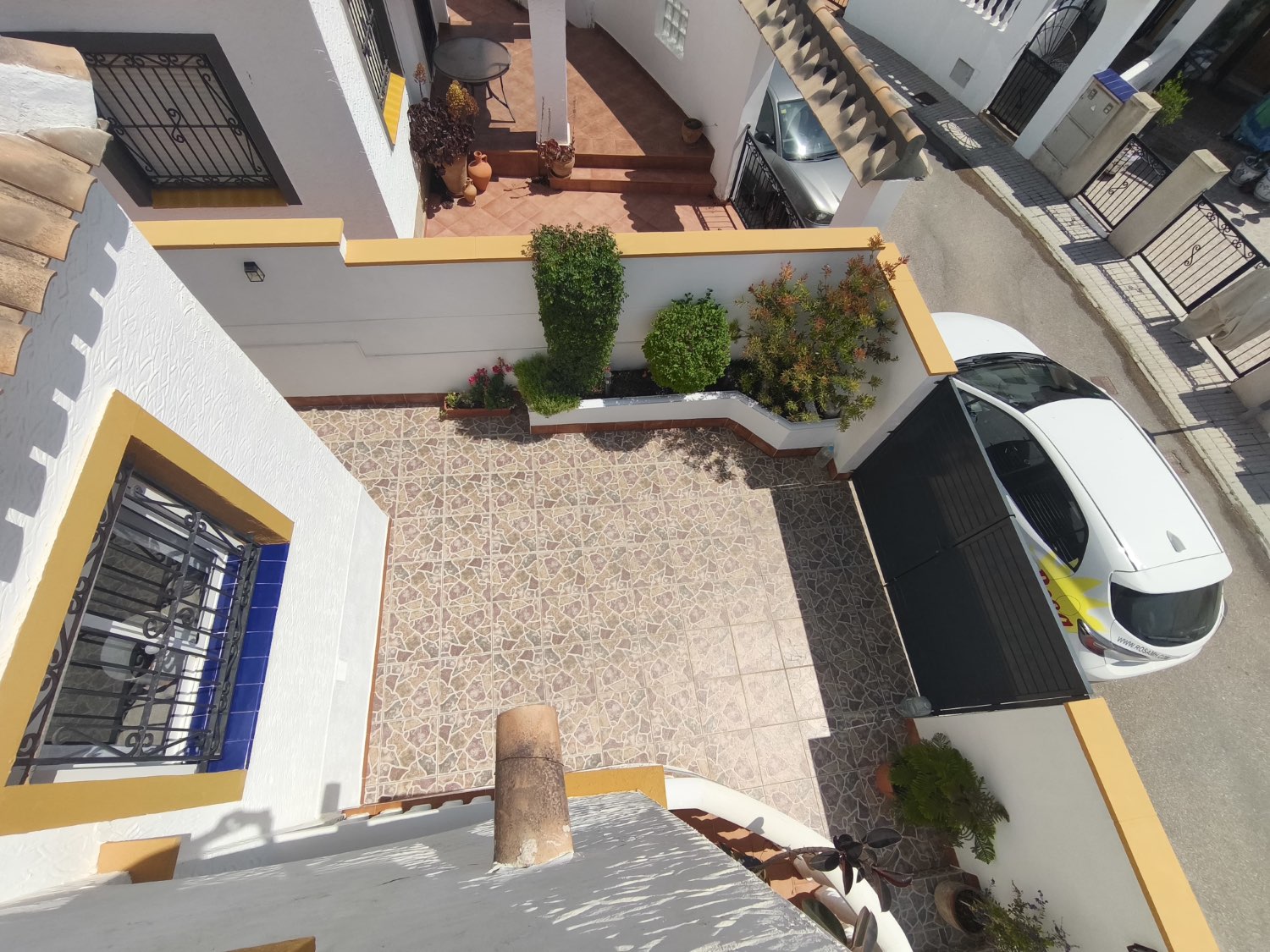 Casa adosada de 3 dormitorios 2 baños en los altos, Orihuela costa