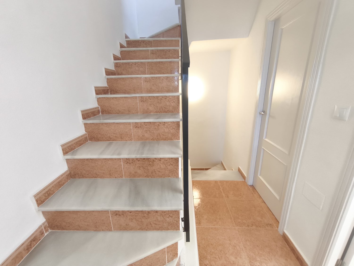 Casa adosada de 3 dormitorios 2 baños en los altos, Orihuela costa