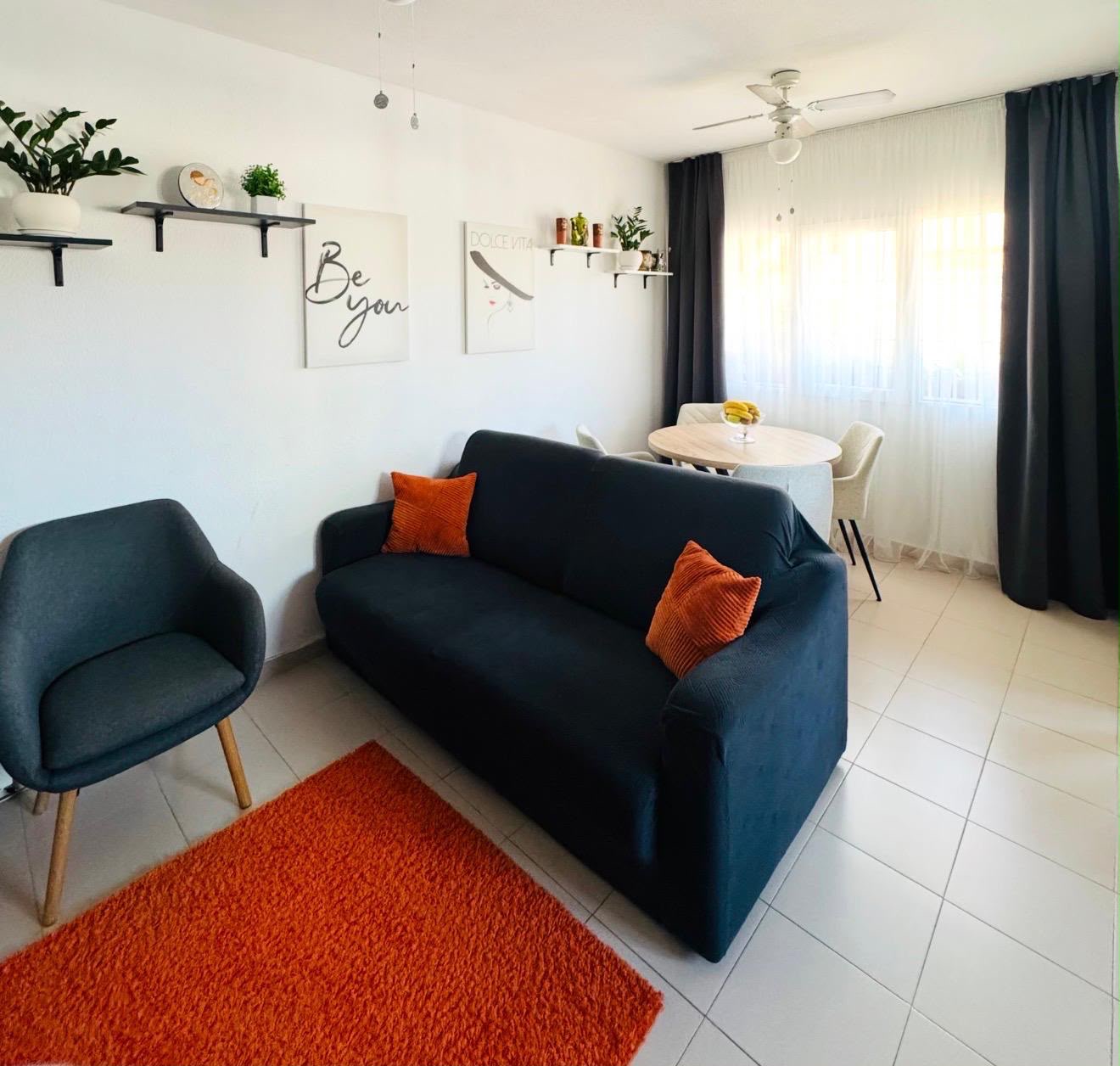 Preciosa casa de esquina de 3 habitaciones