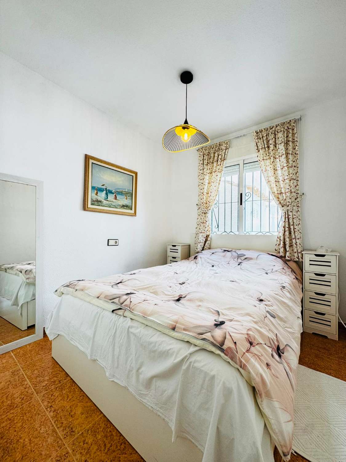 Casa de 3 dormitorios con solarium privado y piscina comunitaria
