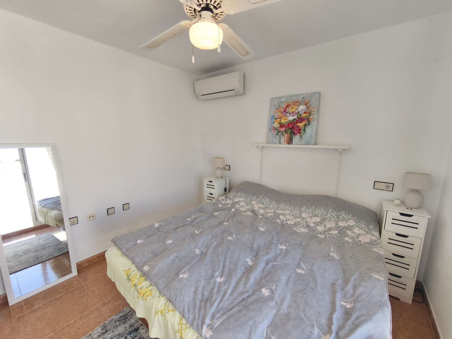 Casa de 3 dormitorios con solarium privado y piscina comunitaria
