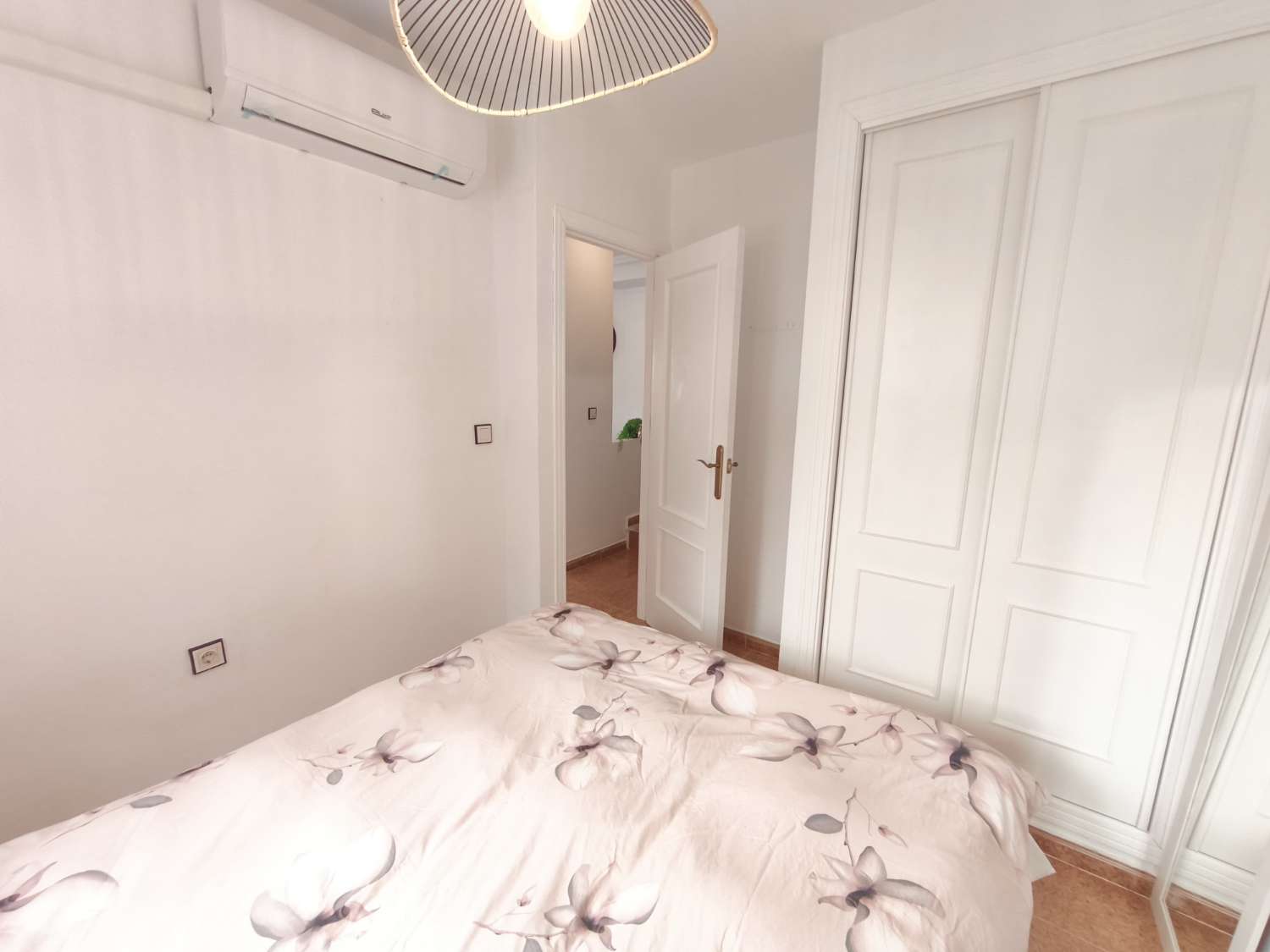 Casa de 3 dormitorios con solarium privado y piscina comunitaria