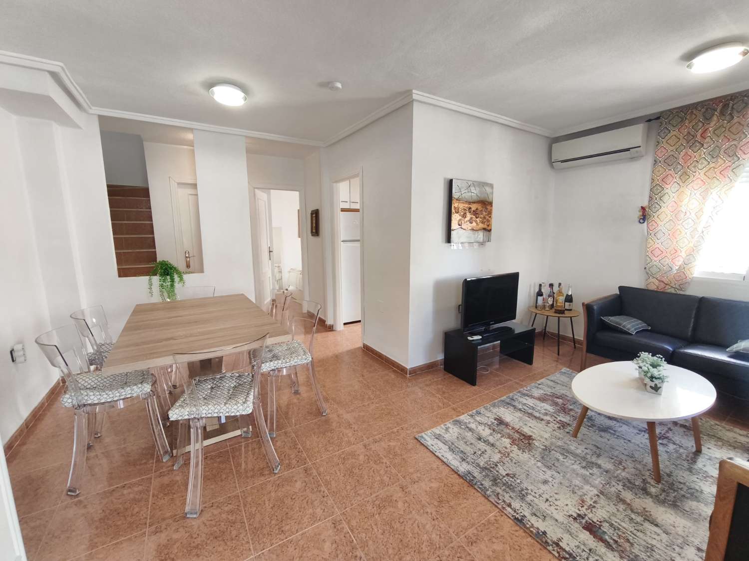 Casa de 3 dormitorios con solarium privado y piscina comunitaria