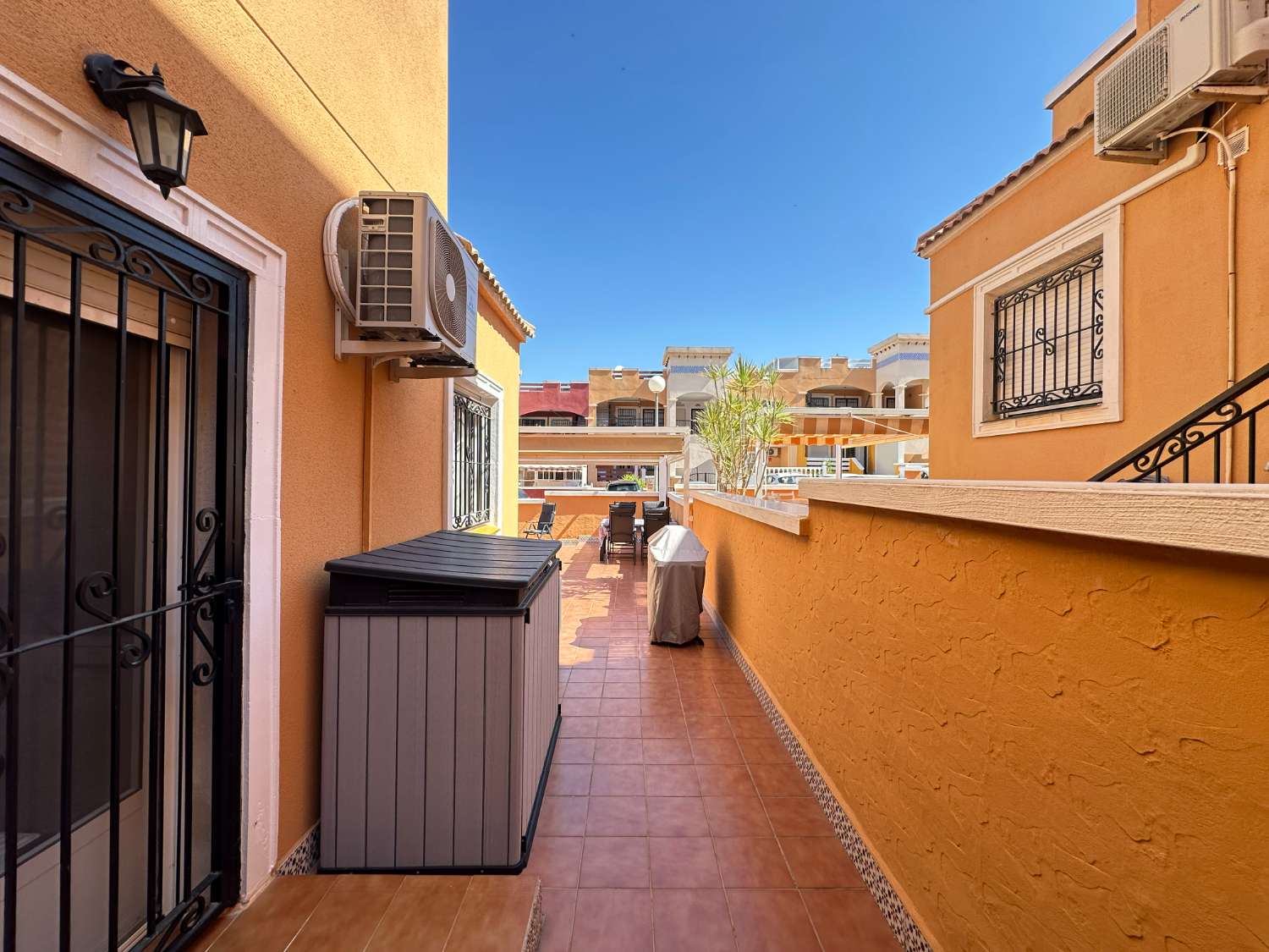 Espectacular vivienda tipo duplex con 3 dormitorios y 2 baños