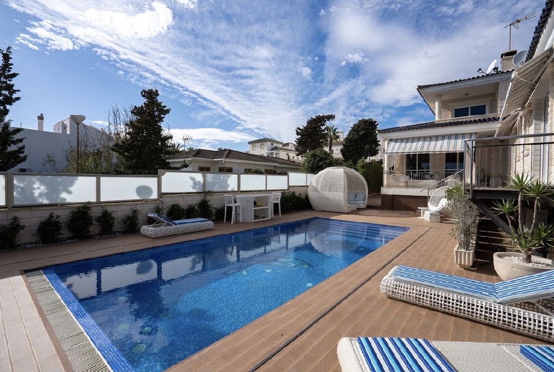 Impresionante villa de 790m2