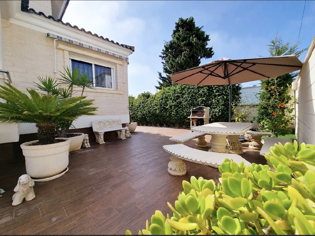 Impresionante villa de 790m2