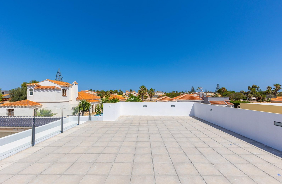Villas Exclusivas de Obra nueva en Los Balcones