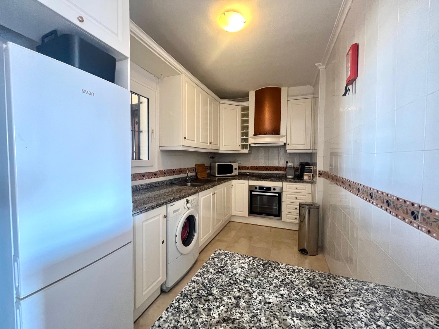 Apartamento en la primera planta con 2 dormitorios, 2 baños en Los Ángeles, Florida