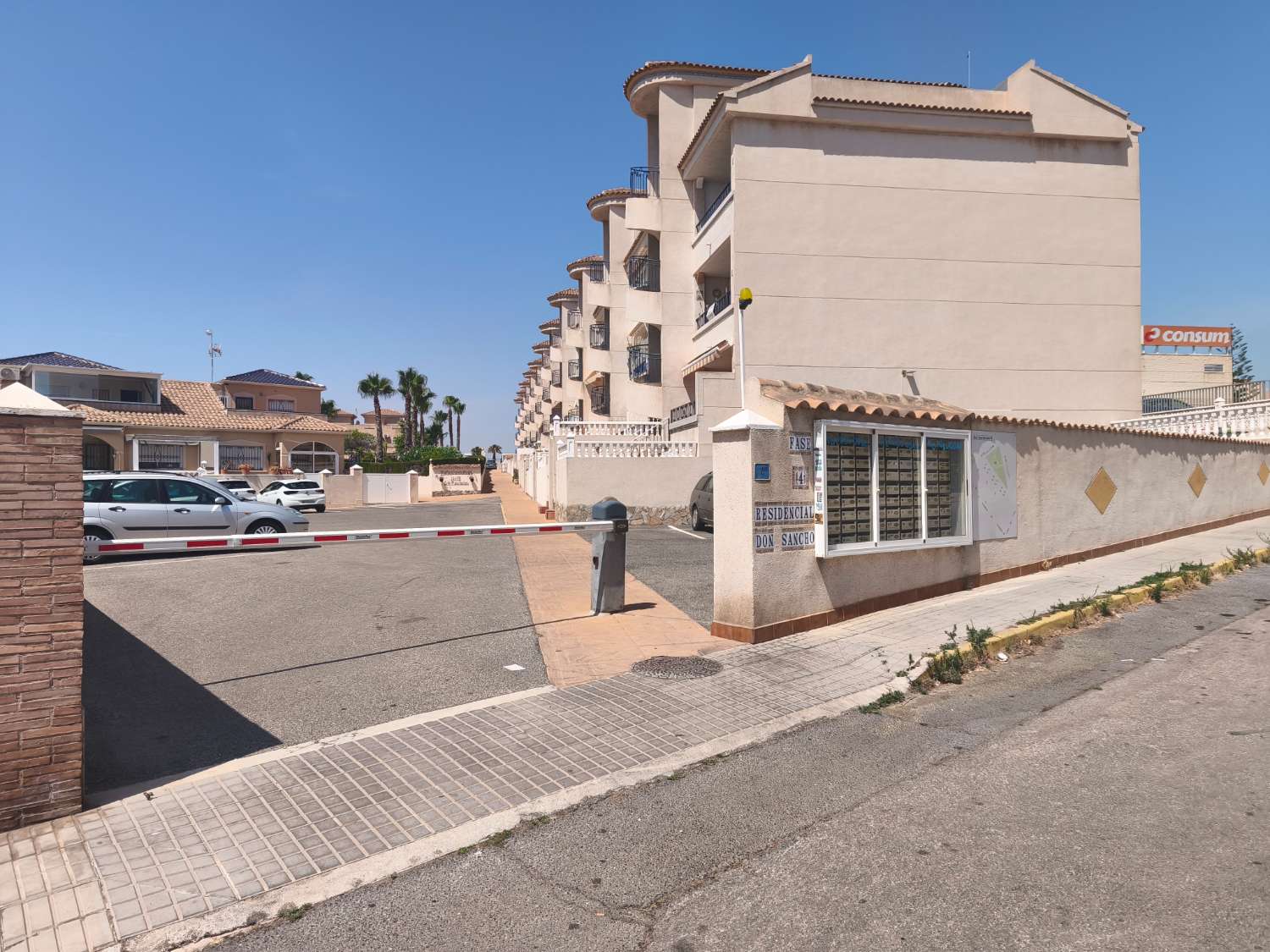Fantástico apartamento en planta alta con 2 dormitorios