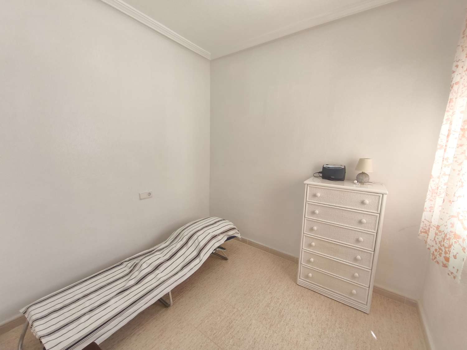 Fantástico apartamento en planta alta con 2 dormitorios