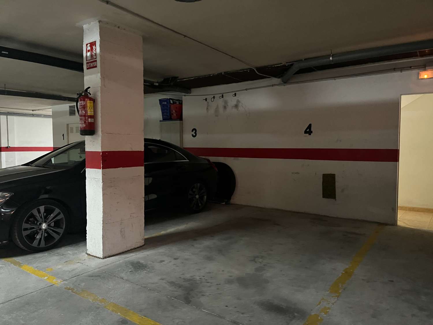 Amplio apartamento en planta baja con gran terraza, parking y trastero