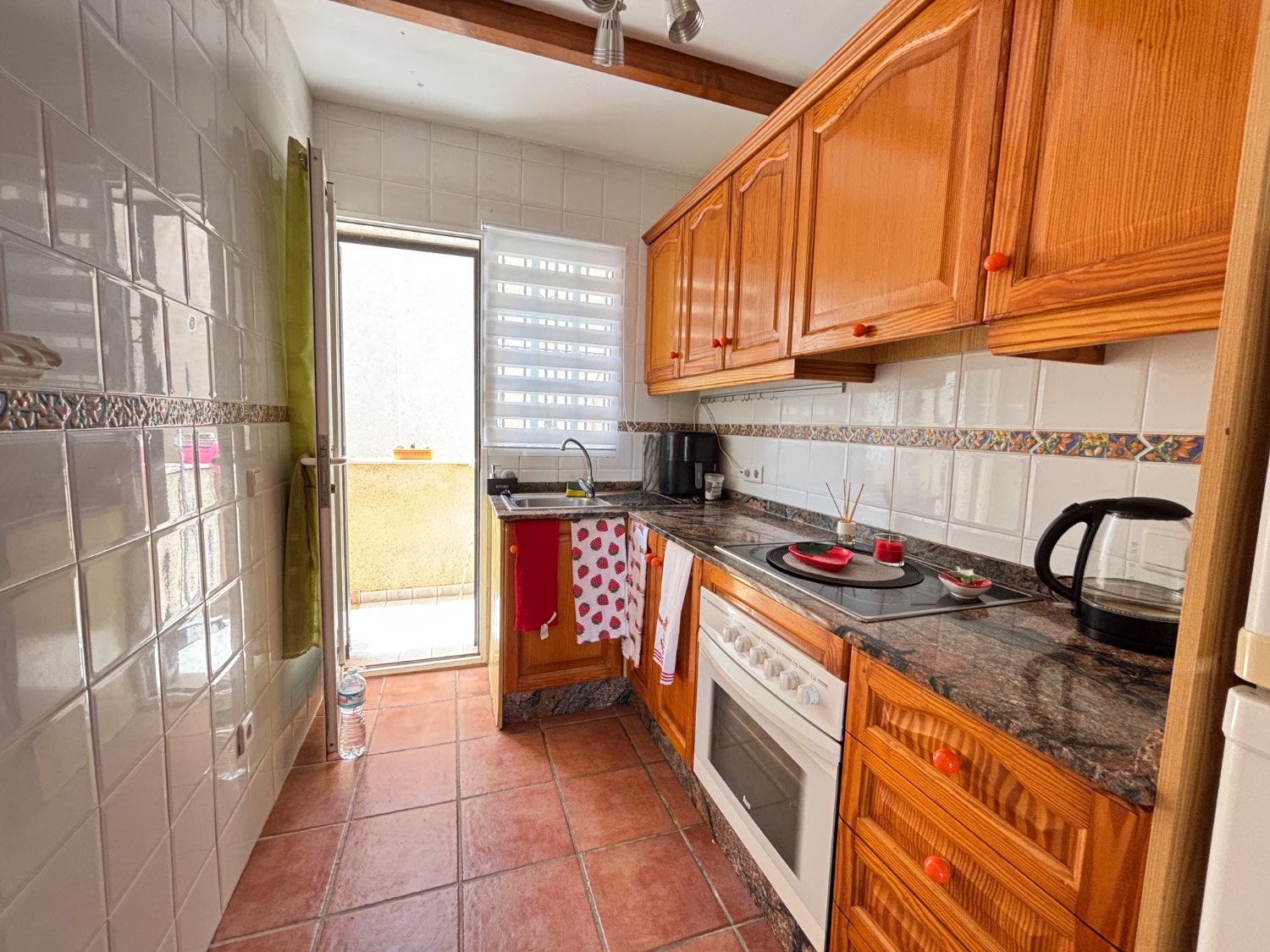 Dúplex independiente con 111 m² de jardín en Las Filipinas (Villamartín) | 3 dormitorios | Parking privado