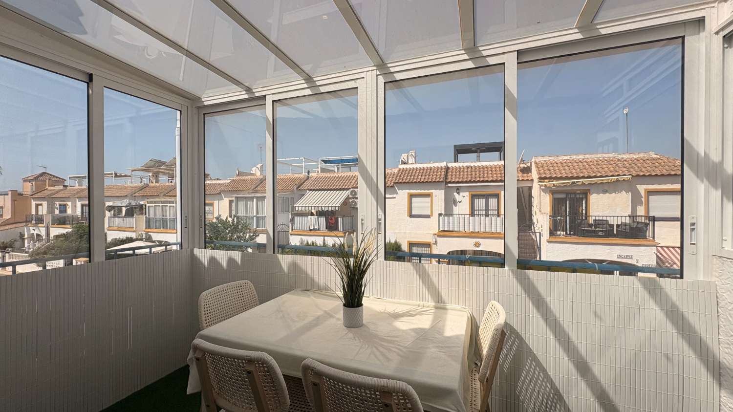Apartamento totalmente reformado, orientado al sur en La Florida