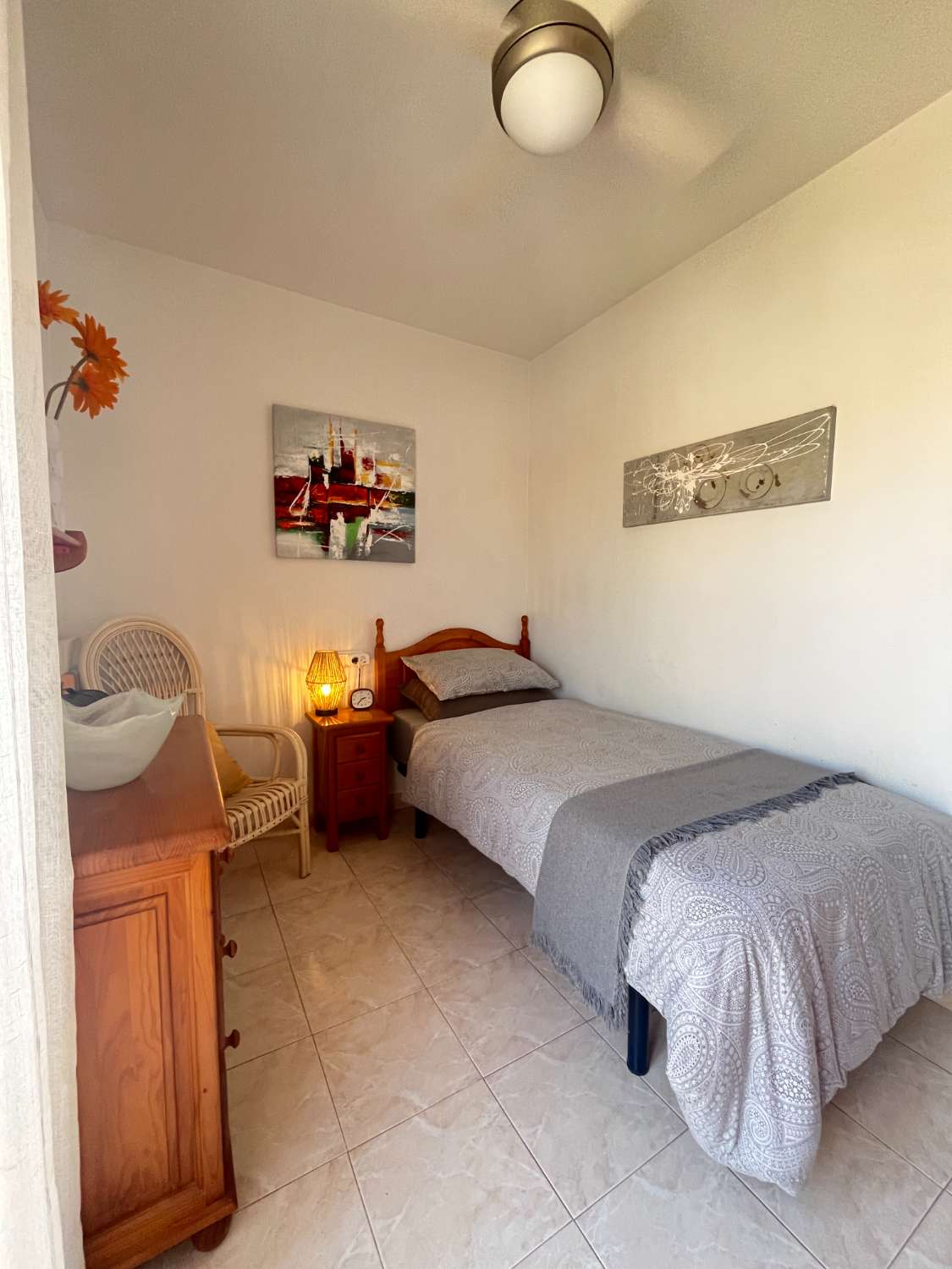 Preciosa Casa de 2 dormitorios con solárium y piscina comunitaria