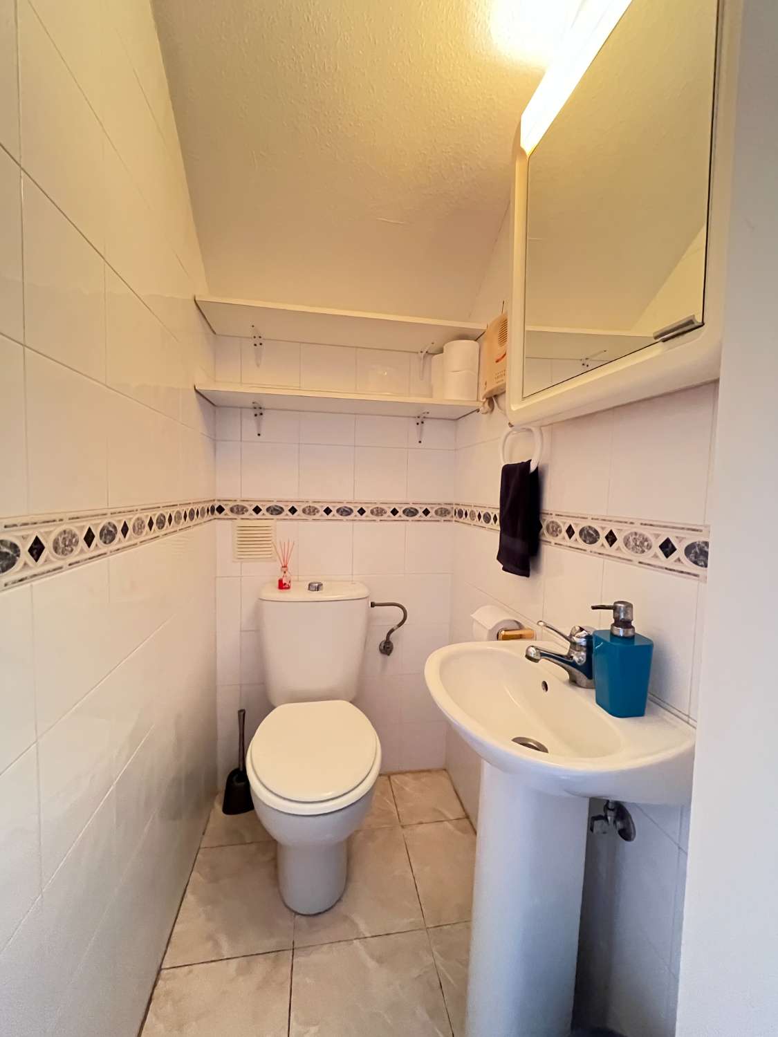 Preciosa Casa de 2 dormitorios con solárium y piscina comunitaria