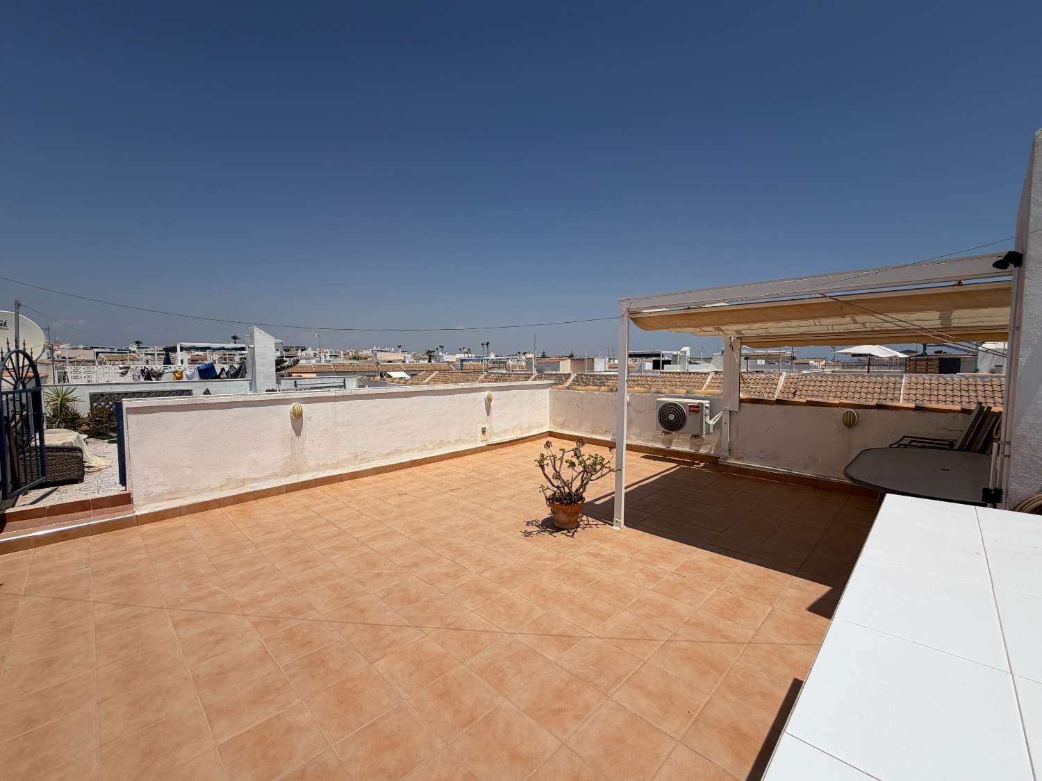 Precioso apartamento en Al Andalus 1 con 3 dormitorios.