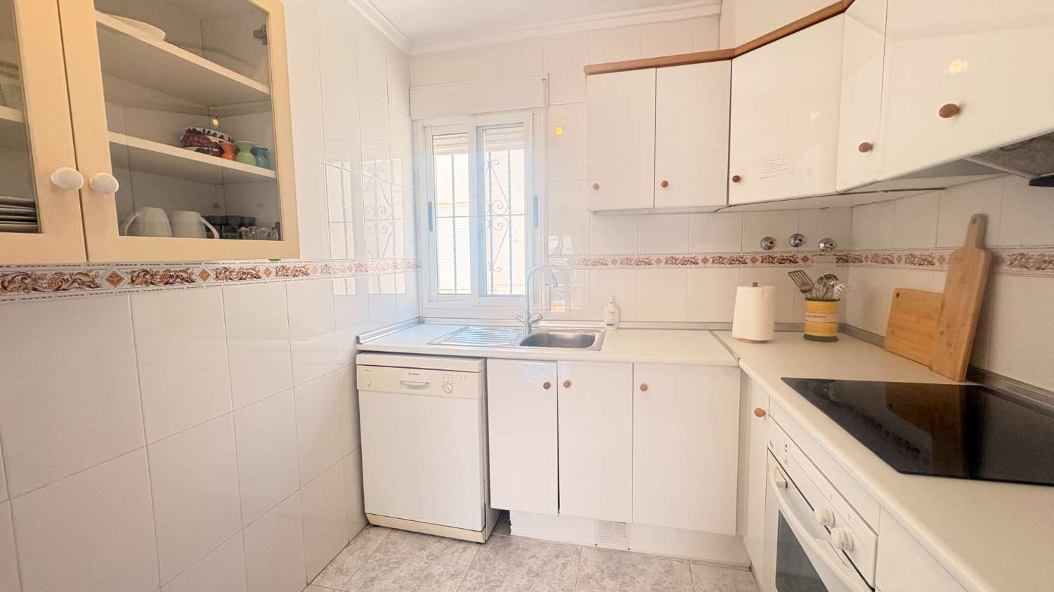 Precioso apartamento en Al Andalus 1 con 3 dormitorios.